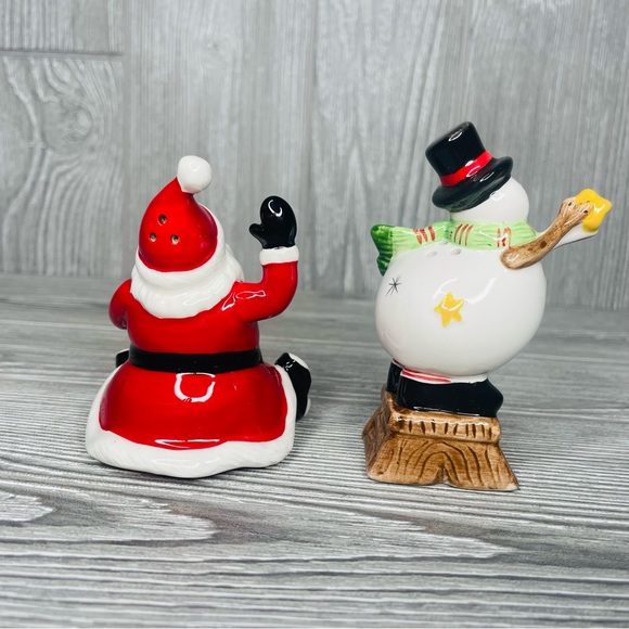 Santa and snowman Christmas salt and pepper shakers kitchen wear decoration - Picture 2 of 3